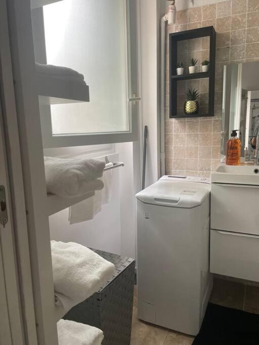 Cosy Apartment In Paris Saint-Ouen  Exteriör bild
