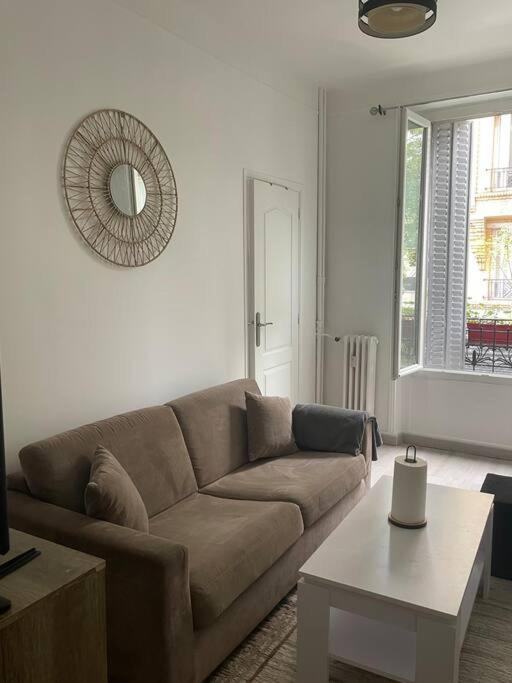 Cosy Apartment In Paris Saint-Ouen  Exteriör bild